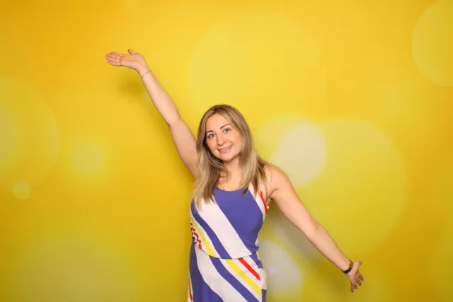 Sun Burst photo booth backdrop