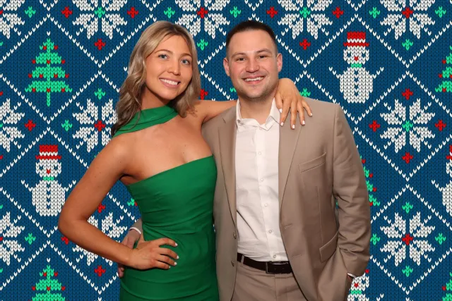 Winter Knit photo booth backdrop